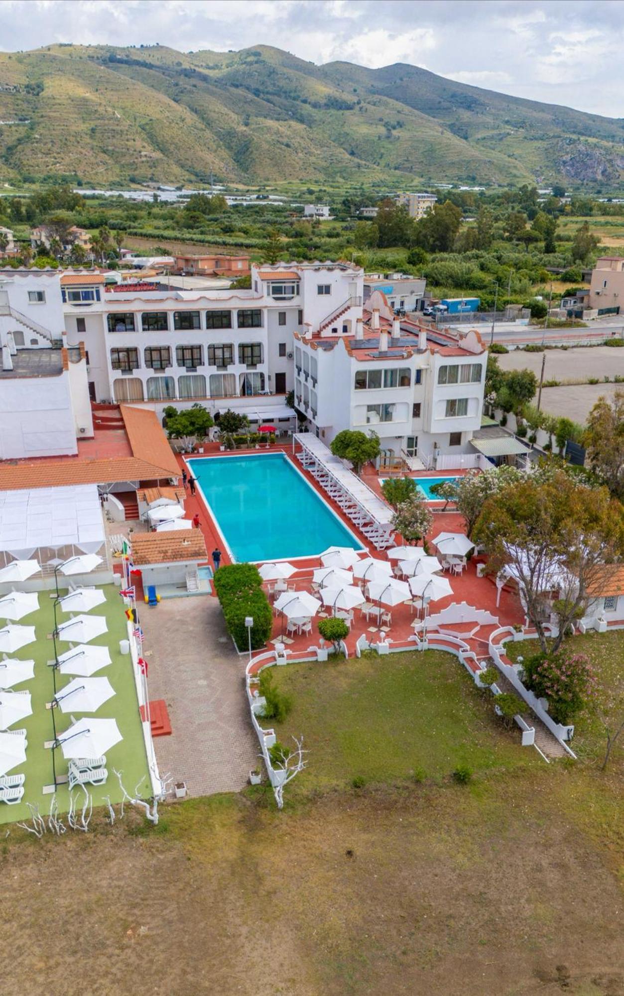 International Resort Mondragone Exterior foto